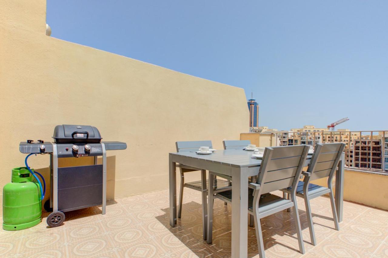 Morina Court - Seaview Apartments And Penthouse In St Julians By Shortletsmalta Сент Джулианс Экстерьер фото