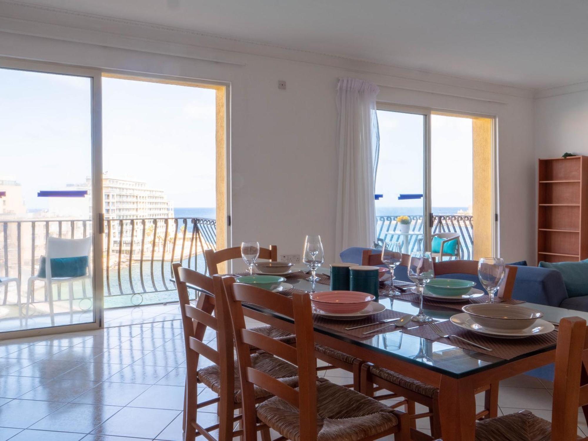 Morina Court - Seaview Apartments And Penthouse In St Julians By Shortletsmalta Сент Джулианс Экстерьер фото