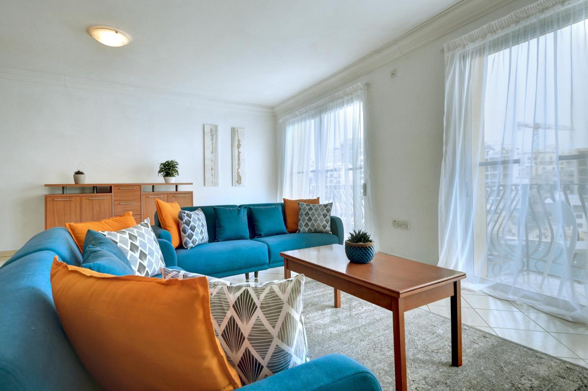 Morina Court - Seaview Apartments And Penthouse In St Julians By Shortletsmalta Сент Джулианс Экстерьер фото