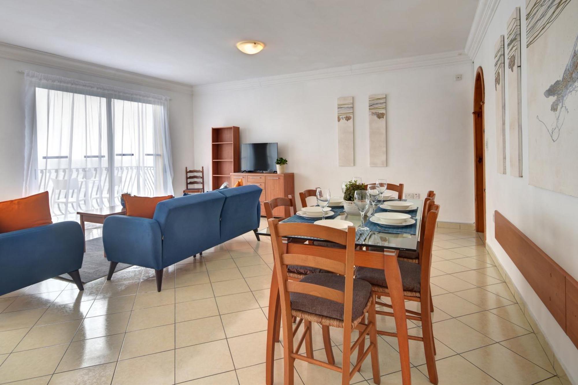 Morina Court - Seaview Apartments And Penthouse In St Julians By Shortletsmalta Сент Джулианс Экстерьер фото